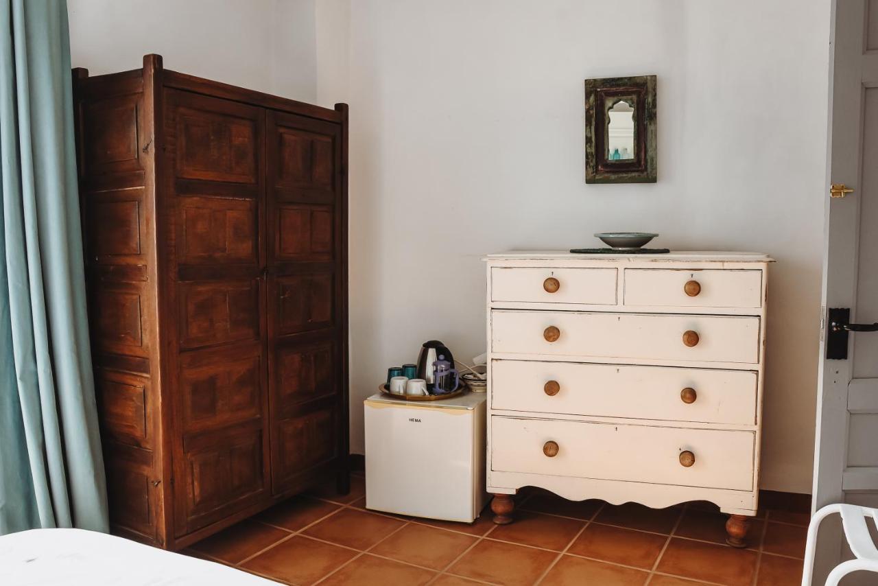 Lake Room Iznajar Ngoại thất bức ảnh