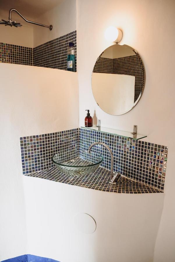 Lake Room Iznajar Ngoại thất bức ảnh