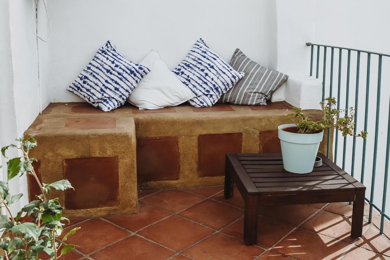 Lake Room Iznajar Ngoại thất bức ảnh