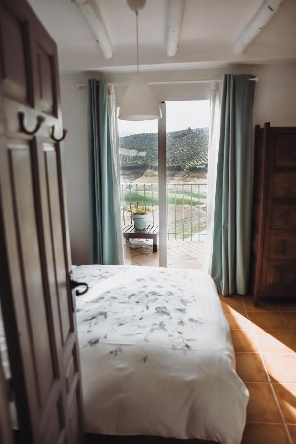 Lake Room Iznajar Ngoại thất bức ảnh